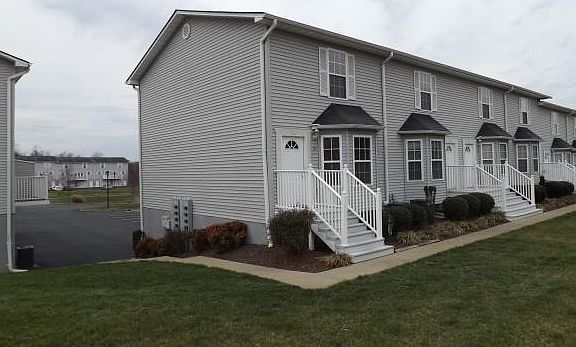 3rd image of 147 Old State Route 34 Unit 8