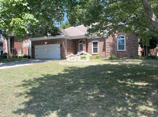 11300 Hunters Landing Dr, Charlotte, NC 28273