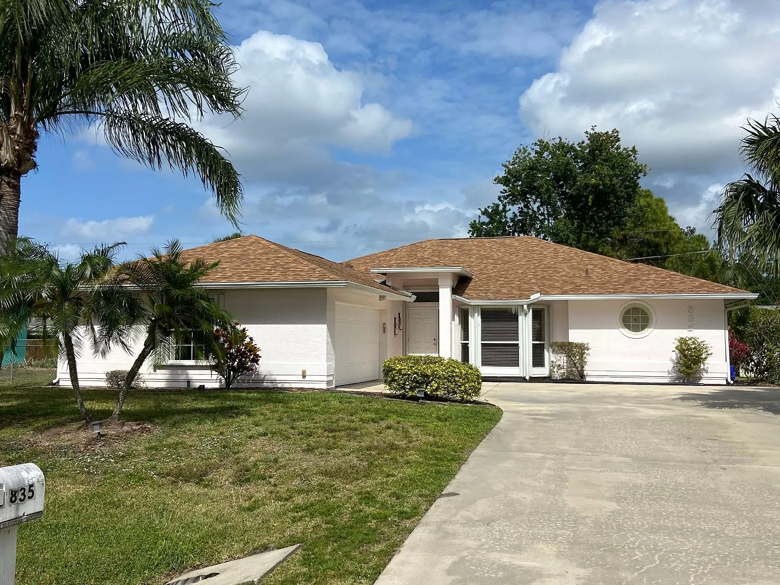 3 bed, 1647 sqft, $2,300 — Photo 1