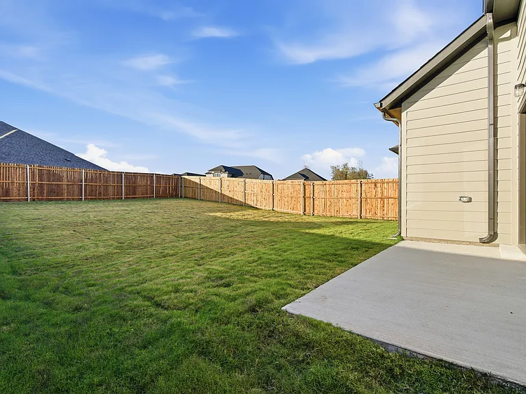 3912 Sandstone Dr — Photo 25