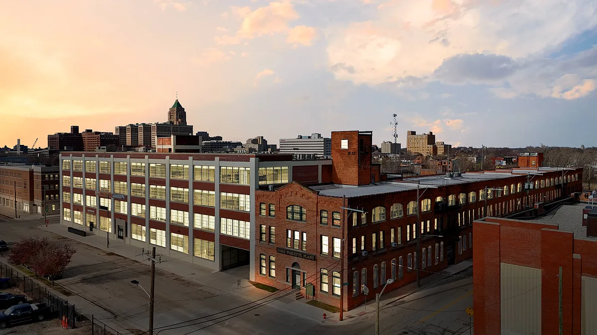 Building Photo - Piquette Flats