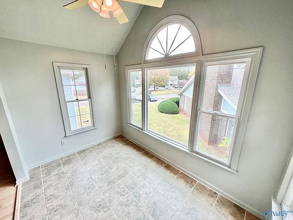 5th image of 1408 Liberty Dr Unit 1408