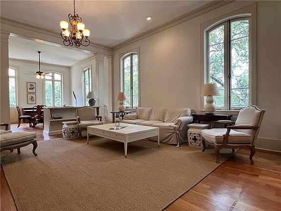 3rd image of 1441 Washington Ave #B