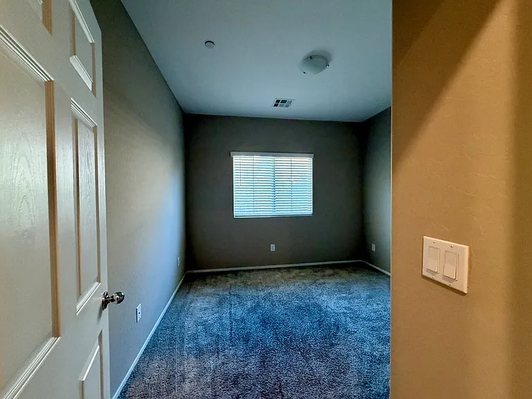 4536 Lafontaine Ct #1080 — Photo 17