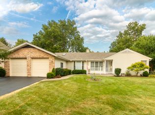 2470 Benton St, Palatine, IL 60067