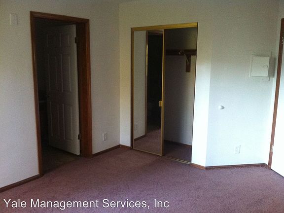 3rd image of 7249 Vassar Ave APT 201