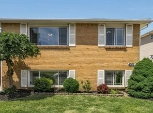 288 Meadowlawn Rd, Cheektowaga, NY 14225