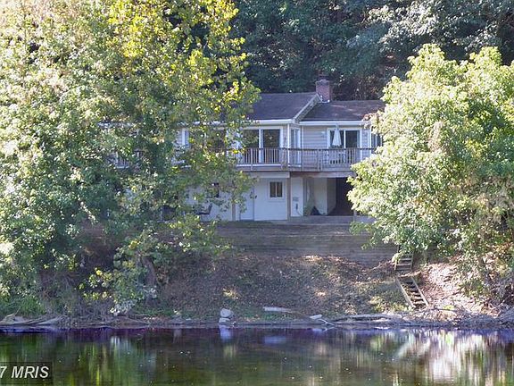 5th image of 1538 Riverview Shores Dr