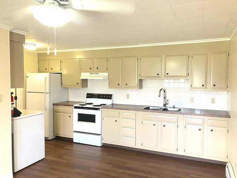 278 Hill St #A — Photo 2