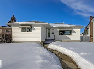 7216 149a Ave NW, Edmonton, AB T5C 2W1