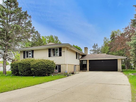 2nd image of 533 Carr Ct