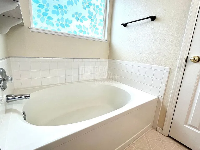 1067 Clogger Ln — Photo 14