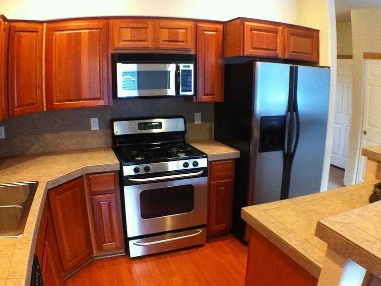 38640 Barlow Pkwy — Photo 11