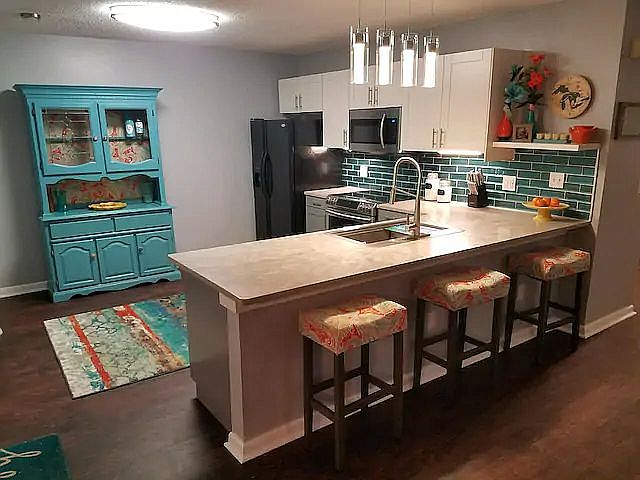 New Quartz countertops