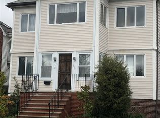 1690-1692 Columbia Rd, South Boston, MA 02127