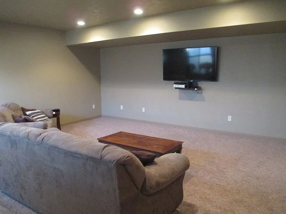 9435 N Mustang Way — Photo 3
