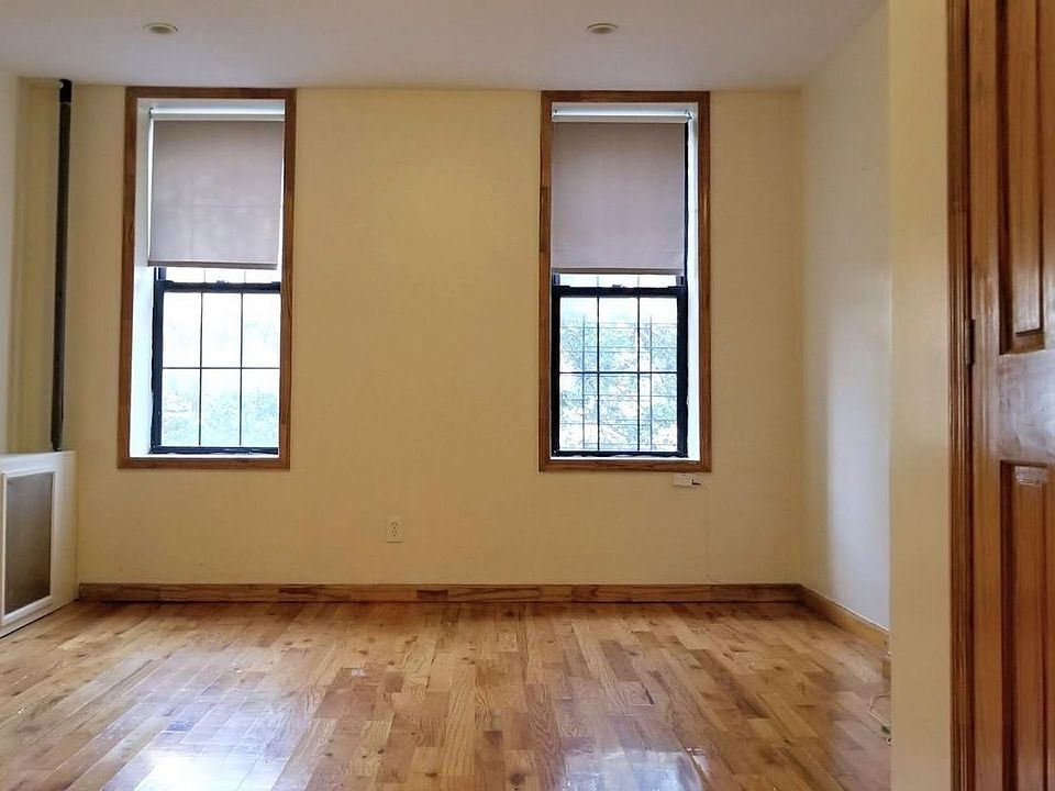 1st image of 244 5th Ave APT 3A