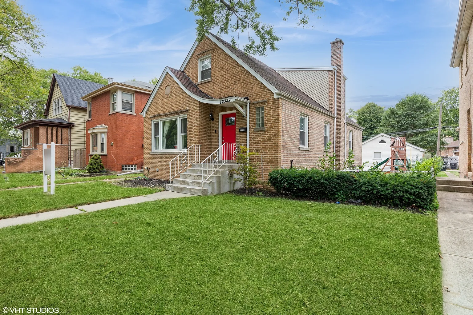12348 S Perry Ave photo 1