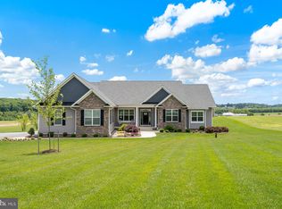 2607 Garstlynn Ct, New Windsor, MD 21776