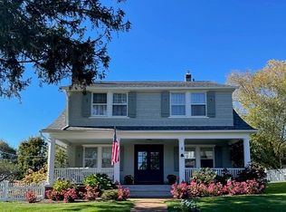 2 Hart Ave, Branford, CT 06405