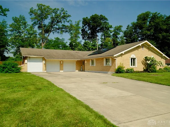 7339 Mohawk Trail Rd, Dayton, OH 45459