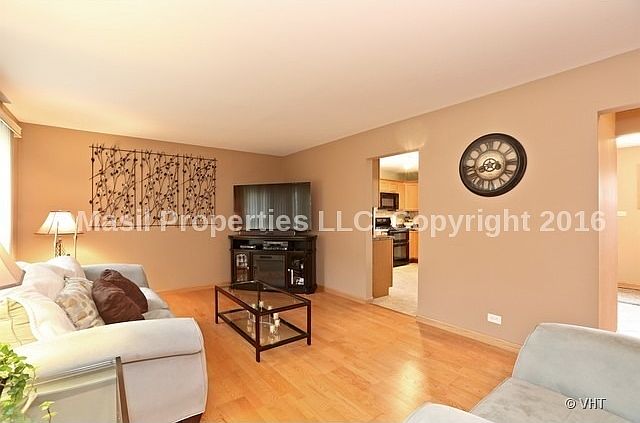 1st image of 700 W James St