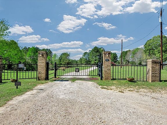 3rd image of 3043 Rifle Rd