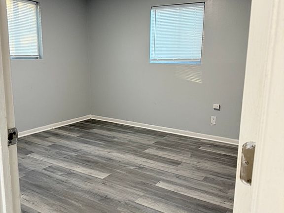 3rd image of 6238 Eastridge Dr #1