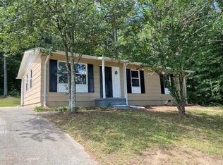 35 Habersham Cir NE, Cartersville, GA 30121