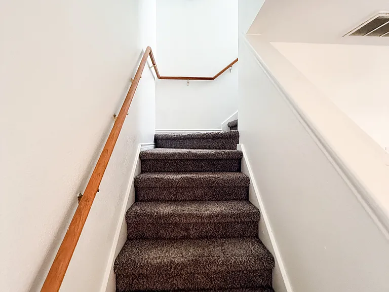 2902 Kestrel Dr #B — Photo 10