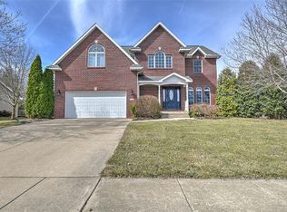 1530 N Alexander Dr, Mount Zion, IL 62549