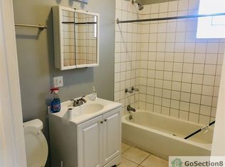 3111 W Monroe St #2, Chicago, IL 60612