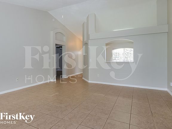 5th image of 506 NW Ferris Dr