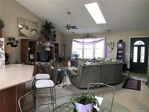 4th image of 6761 Wesley Dr