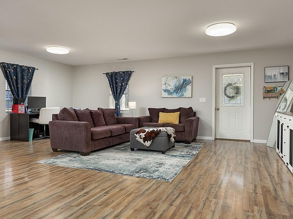 4th image of 143 Meridian Way