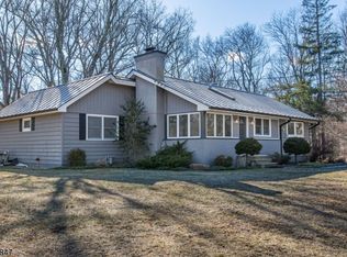 29 Legion Rd, Oak Ridge, NJ 07438