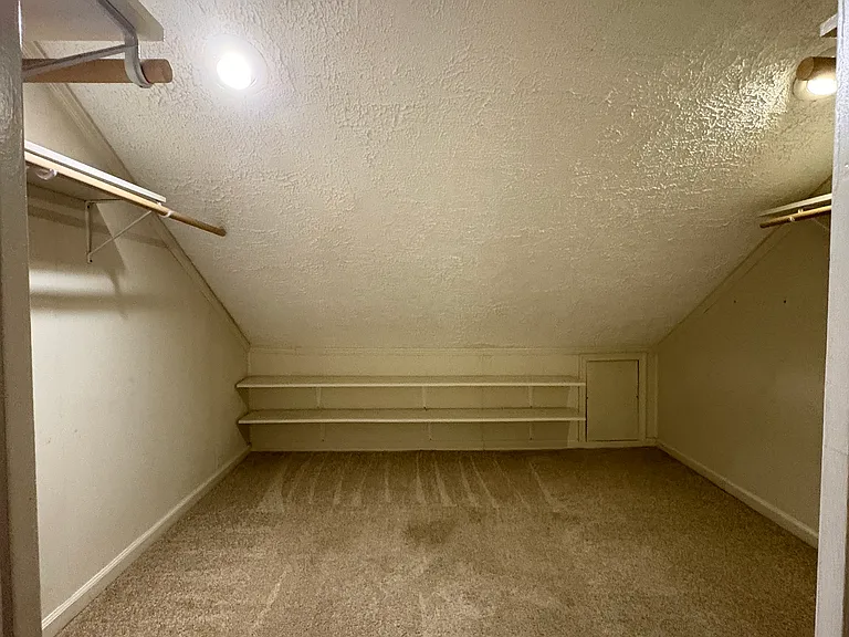 5528 Galloway Cir — Photo 6