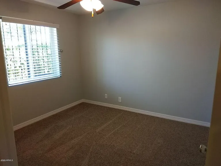 641 N Lesueur Cir — Photo 11