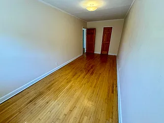 19-03 Ditmars Boulevard #4 in Ditmars-Steinway, Queens | StreetEasy