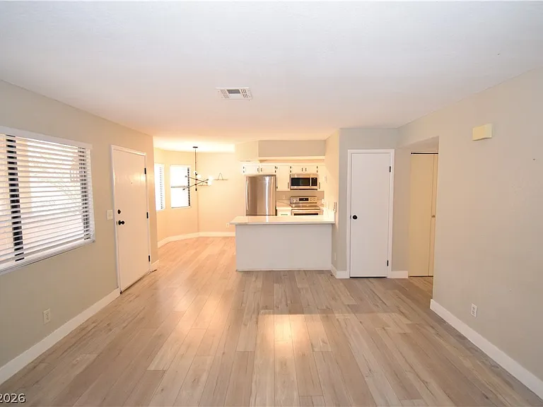 1212 Observation Dr #201 — Photo 11