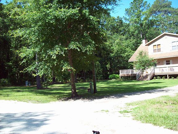 driveway at dead end