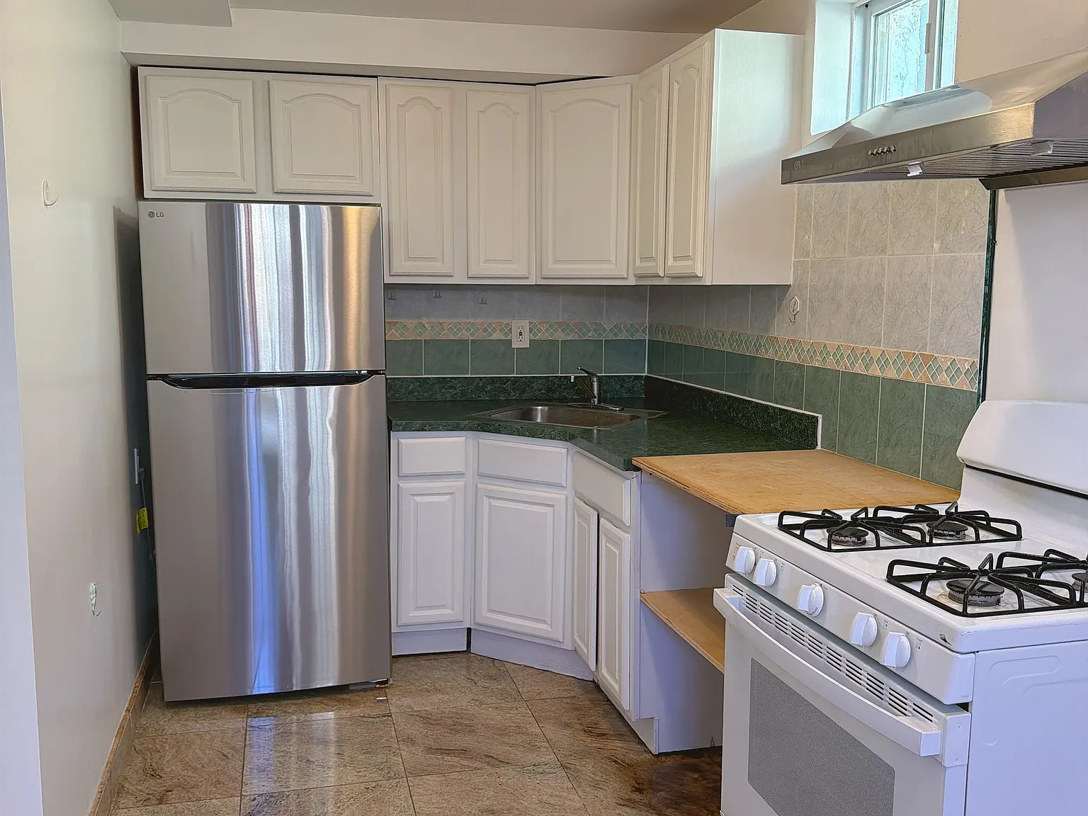 1 bed, 500 sqft, $1,500 — Photo 2