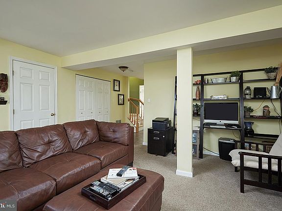 5th image of 13115 Blossom Hill Way #2405