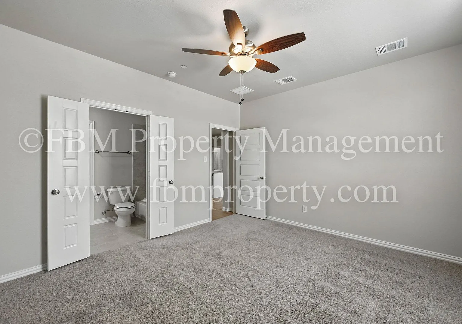 2093 Luna Dr - Brand New 3 Bedroom, 2.5 Bathroom Townhome in Waxahachie, Tx! — Photo 4