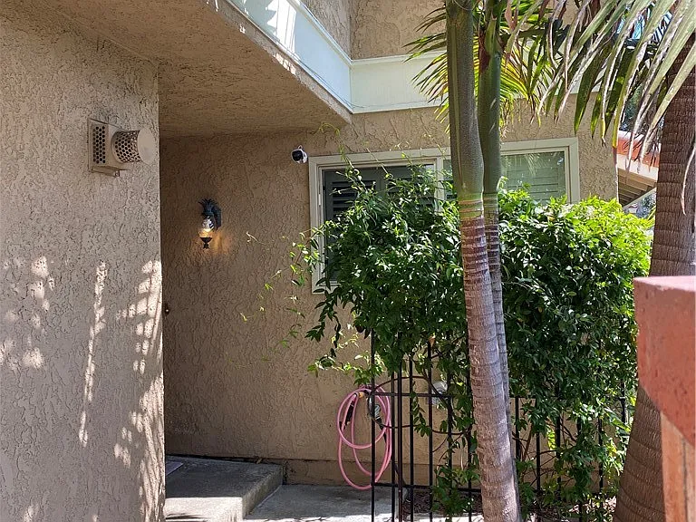 7866 Southwind Cir — Photo 2