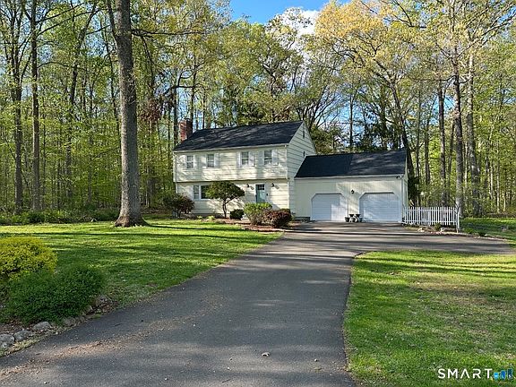 2nd image of 9 Monroe Lane