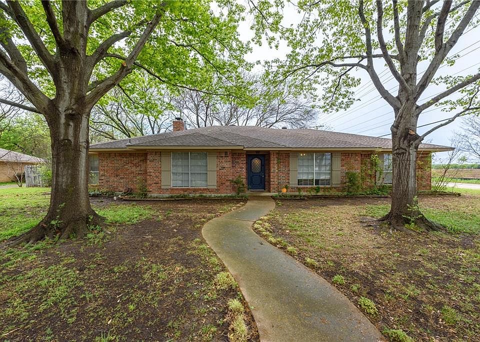 1st image of 2625 Picadilly Ln