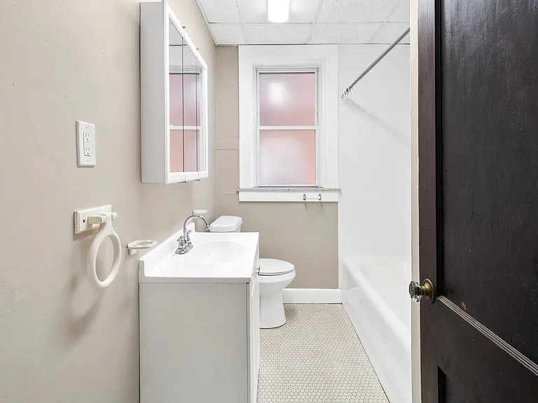 5034 Mardel Ave #1F — Photo 11