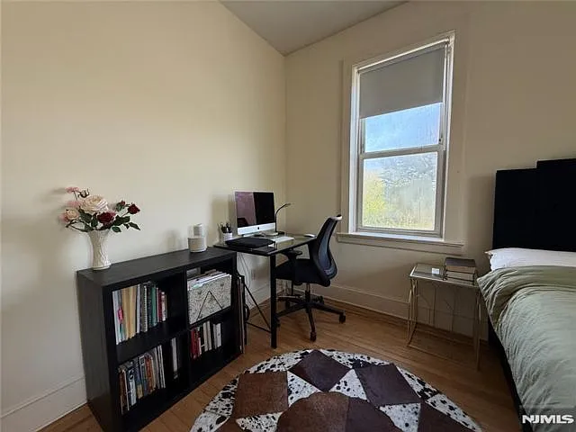 215 Orient Way — Photo 11