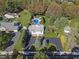 135 Barton Ave, Patchogue, NY 11772